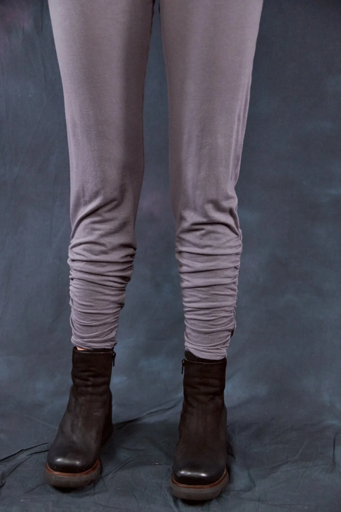3323 Winterweight Gather Leggings Metal-U