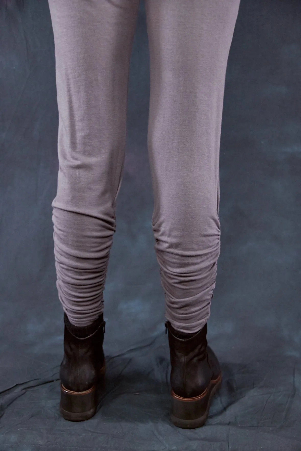 3323 Winterweight Gather Leggings Metal-U