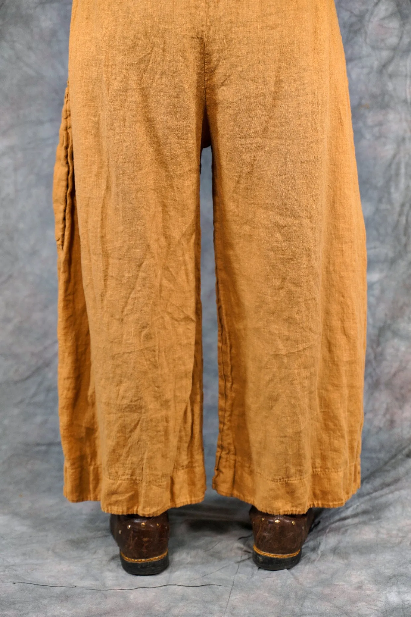 3346 Pigment Pant Antique Bronze