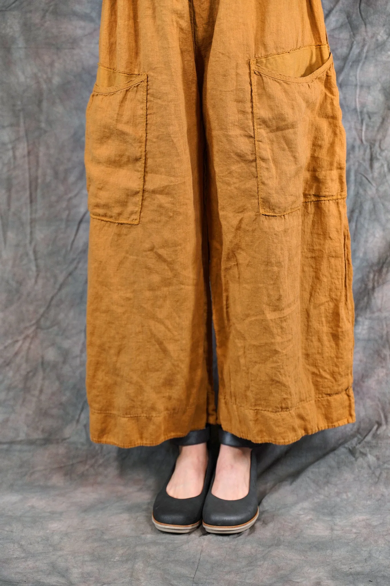 3346 Pigment Pant Antique Bronze