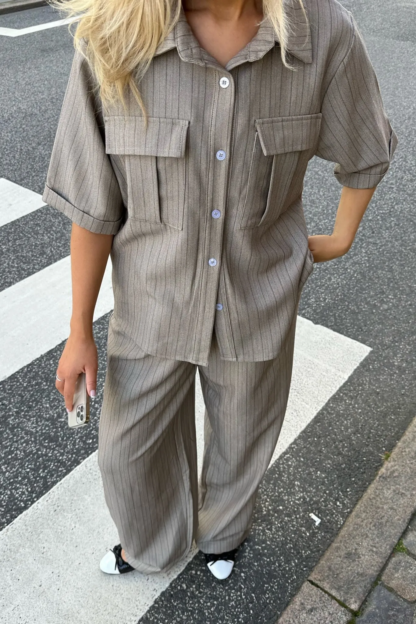 CelinaIC Bukser - Mørk Beige Stribet