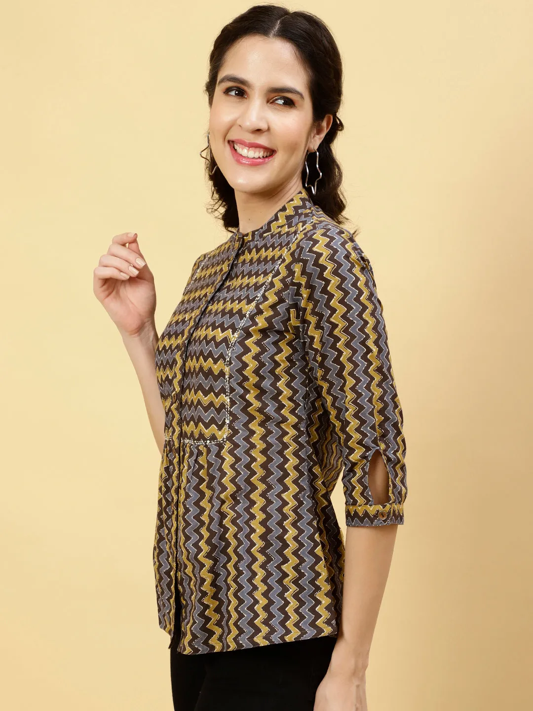 Charcoal Zig-Zag Printed Top
