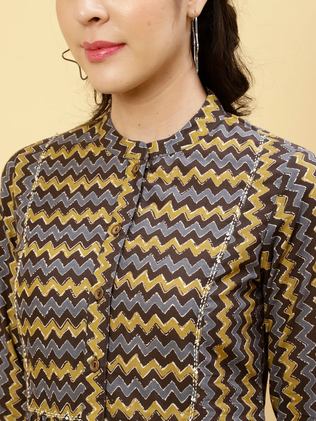 Charcoal Zig-Zag Printed Top