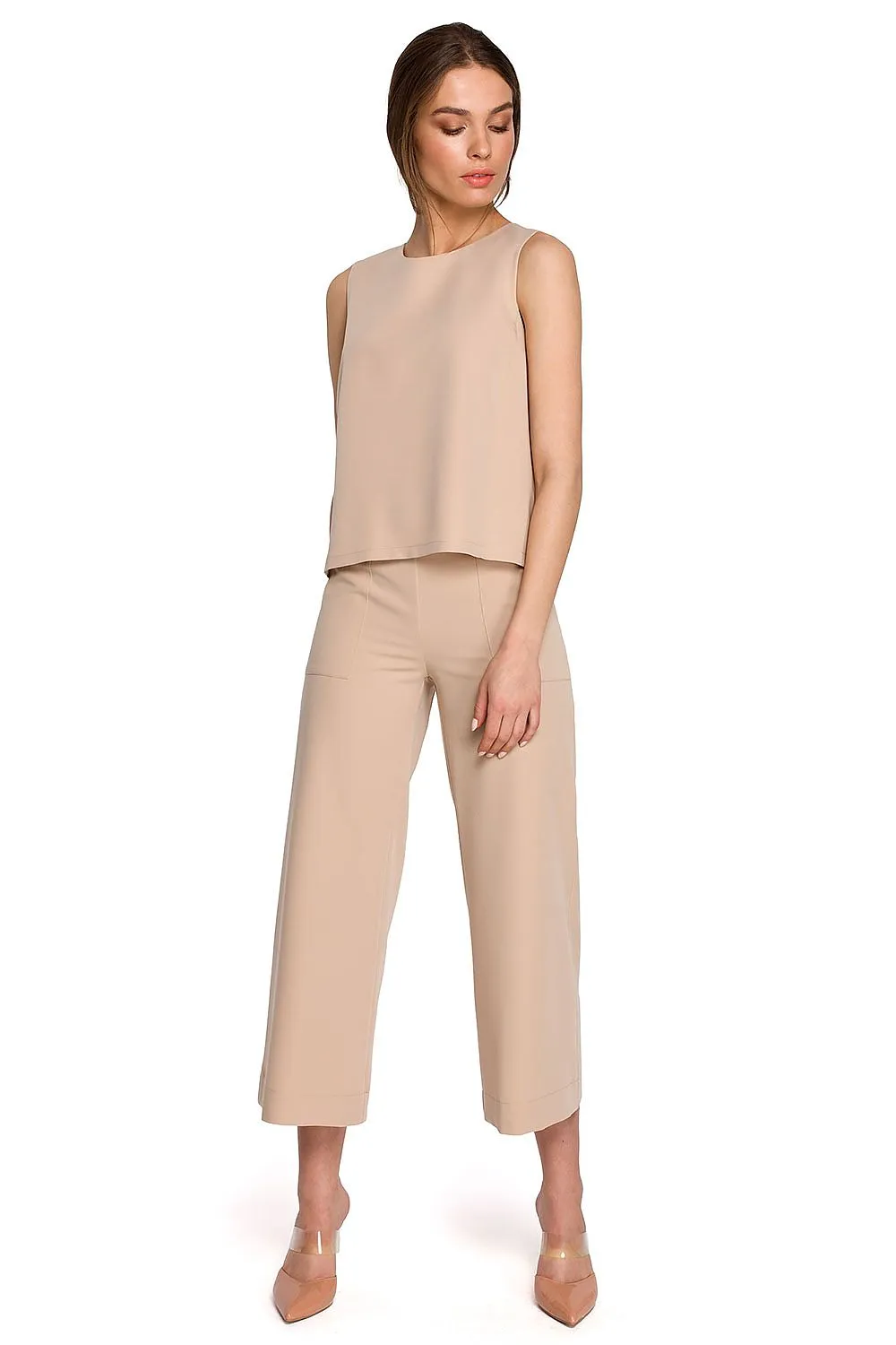 Elegant Back-Neck Trapeze Blouse