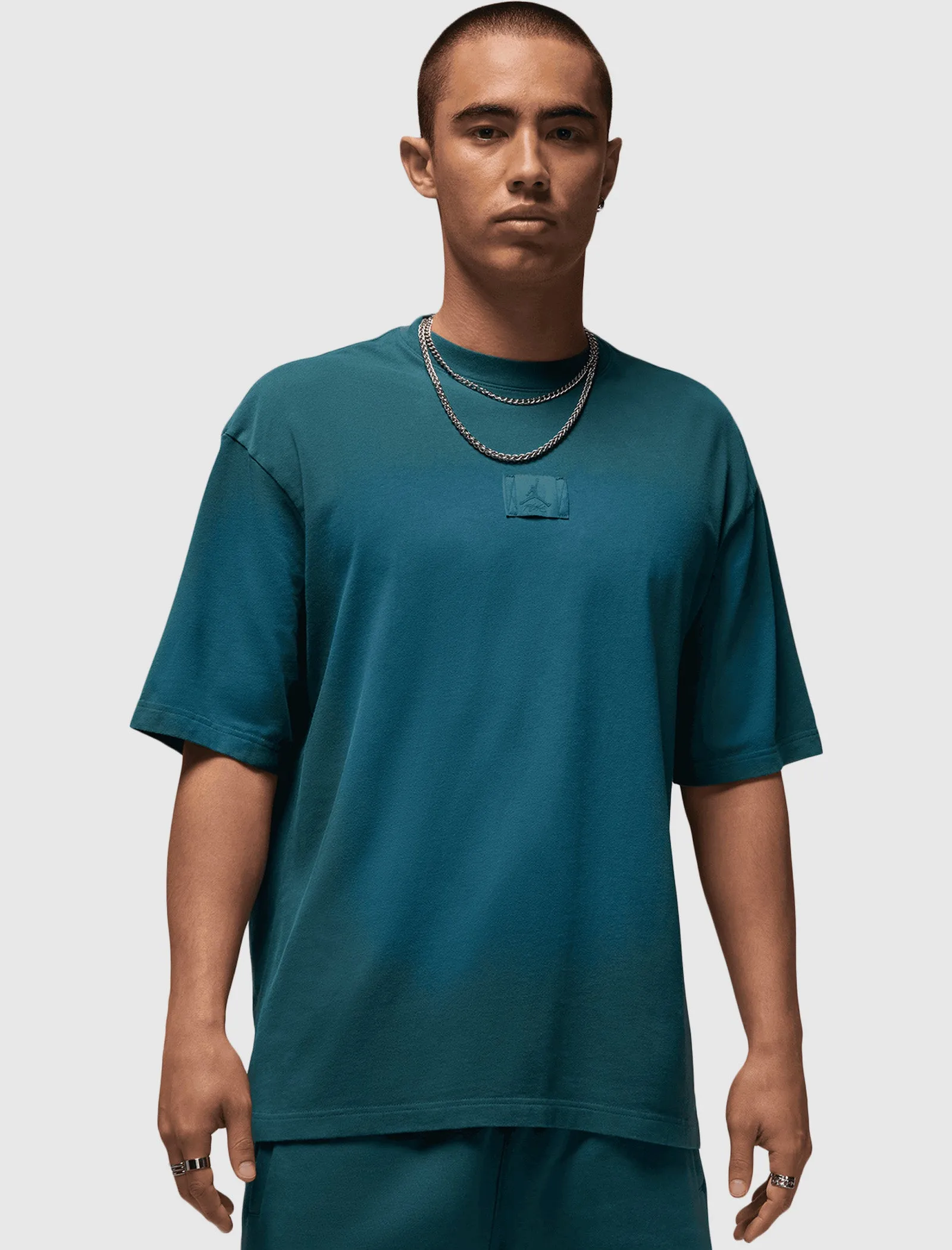 FLIGHT ESSENTIALS TEE