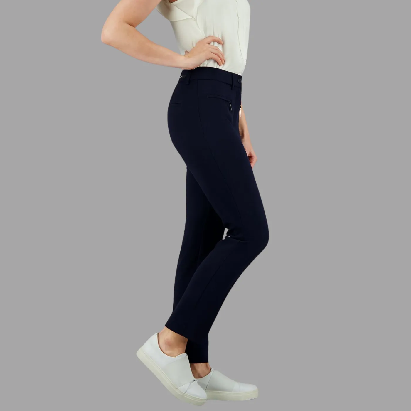 Gardeur Zene51 Slim Fit Trousers | Black or Red