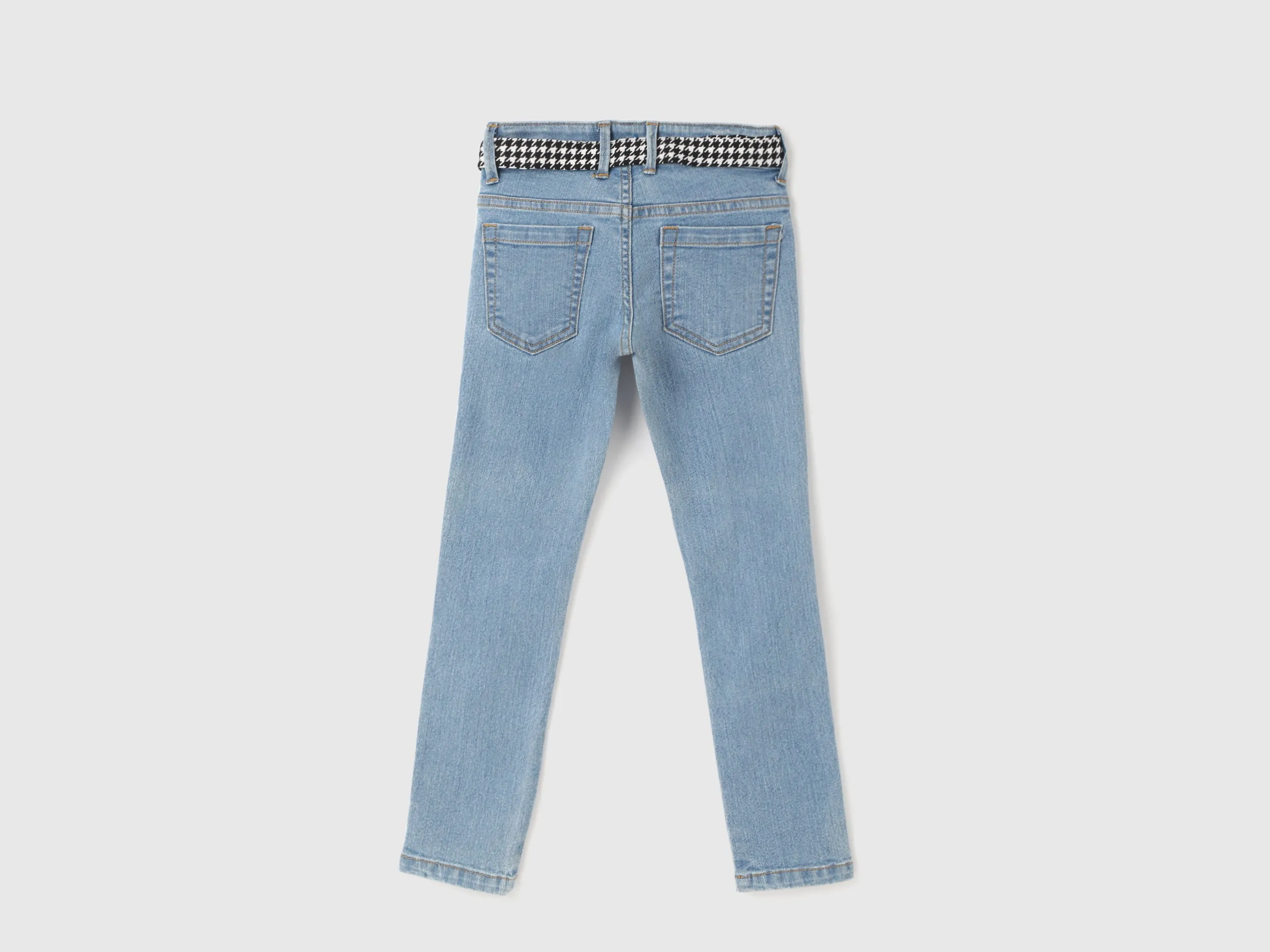 Girl's Solid Slim Fit Jeans