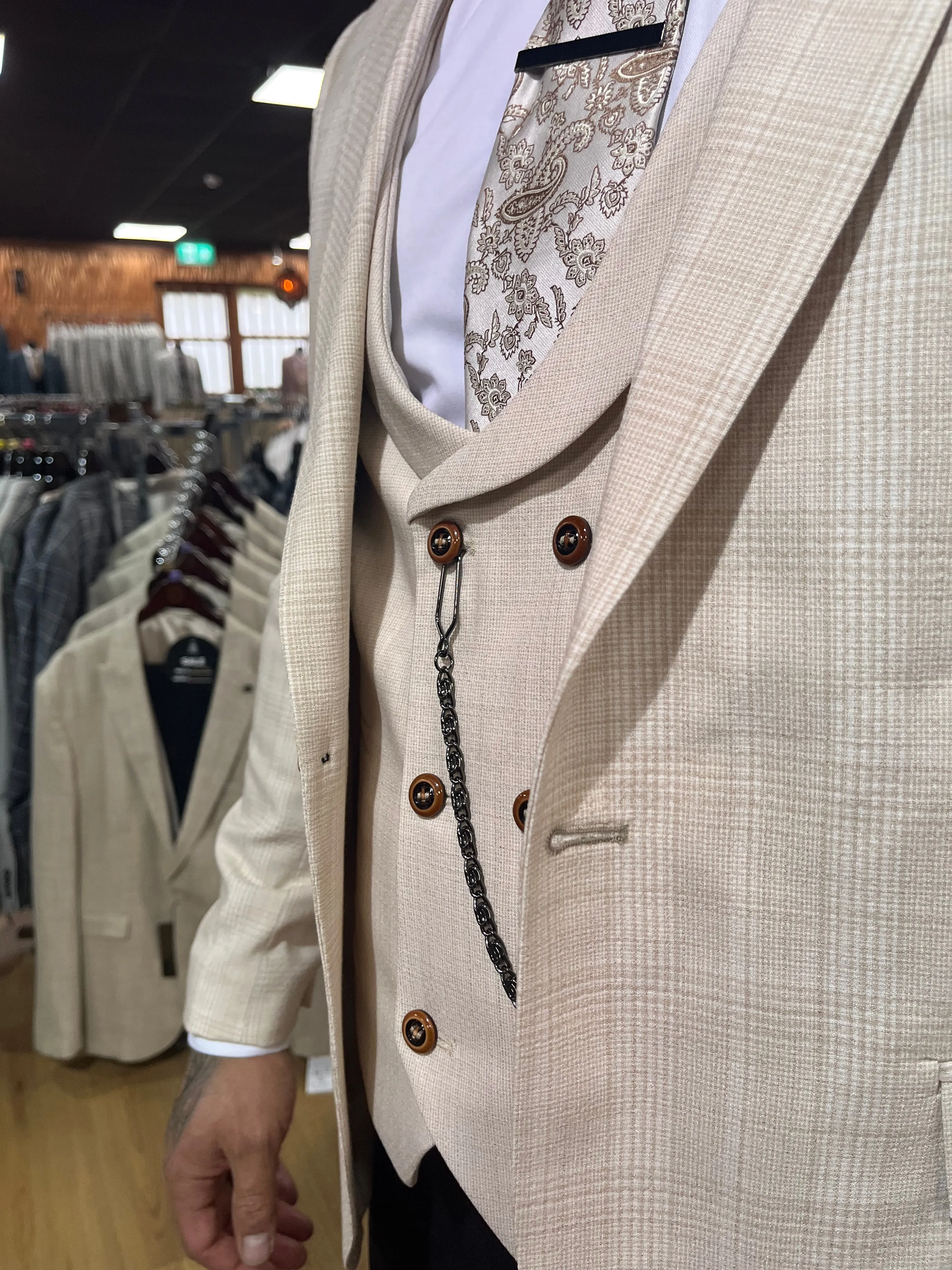 Hemsworth - Cream 3 Piece Suit