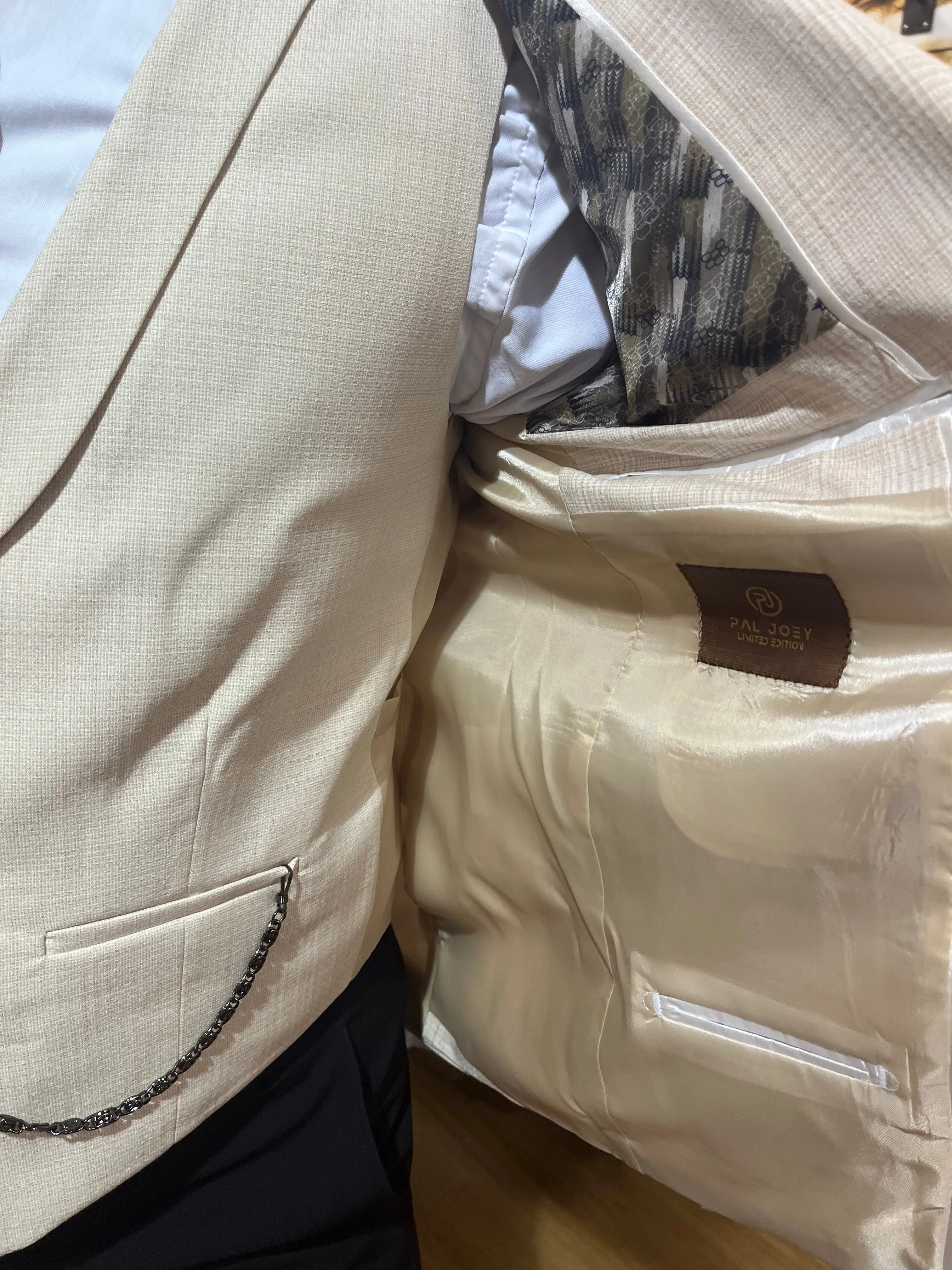 Hemsworth - Cream 3 Piece Suit