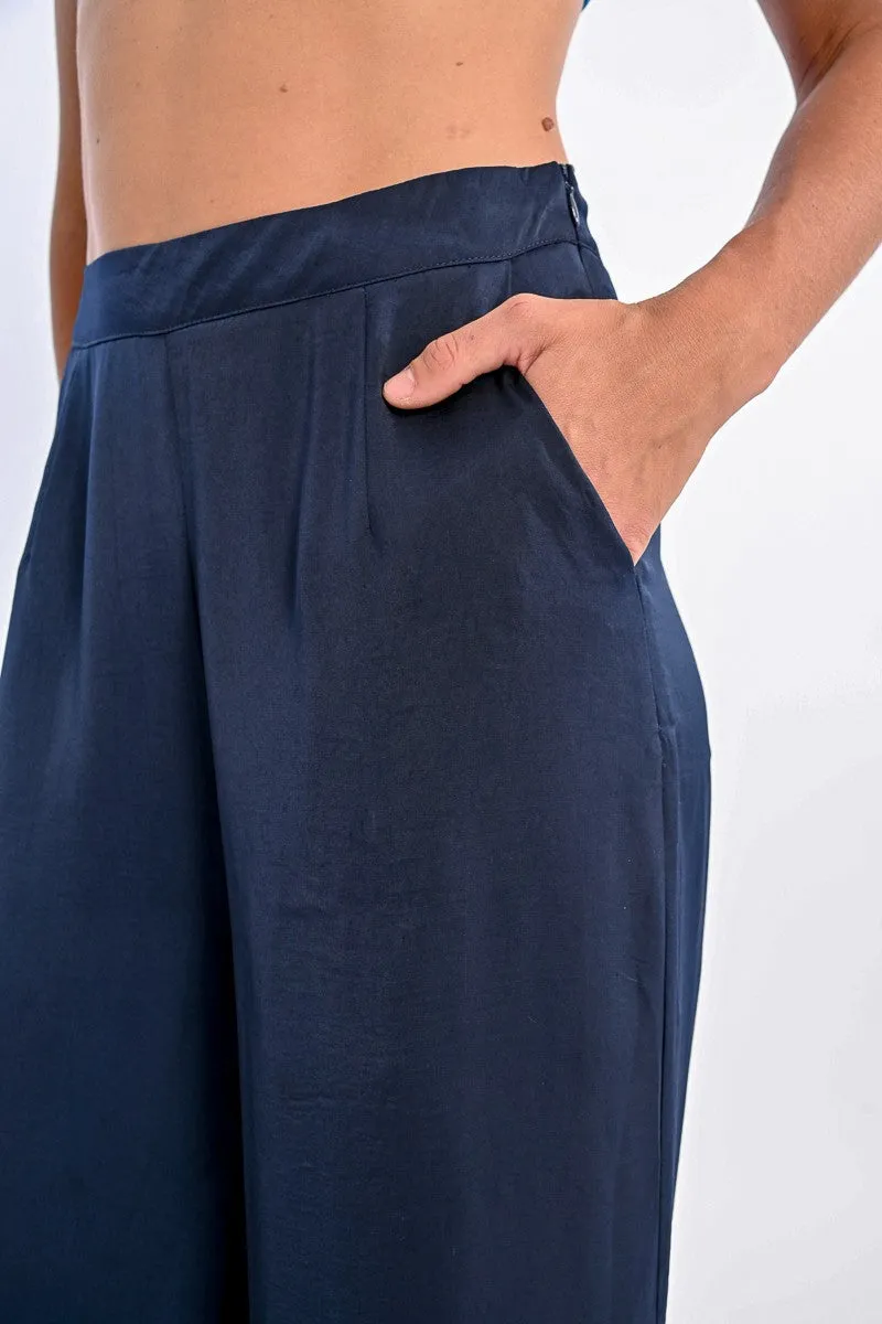 HIGH-WAISTED, FLUID PANTS