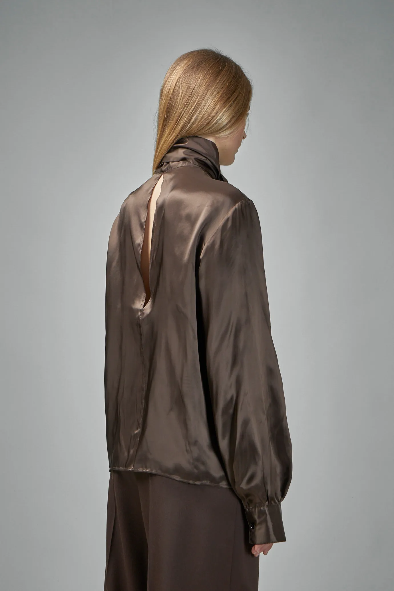 Long-sleeved Shirt
