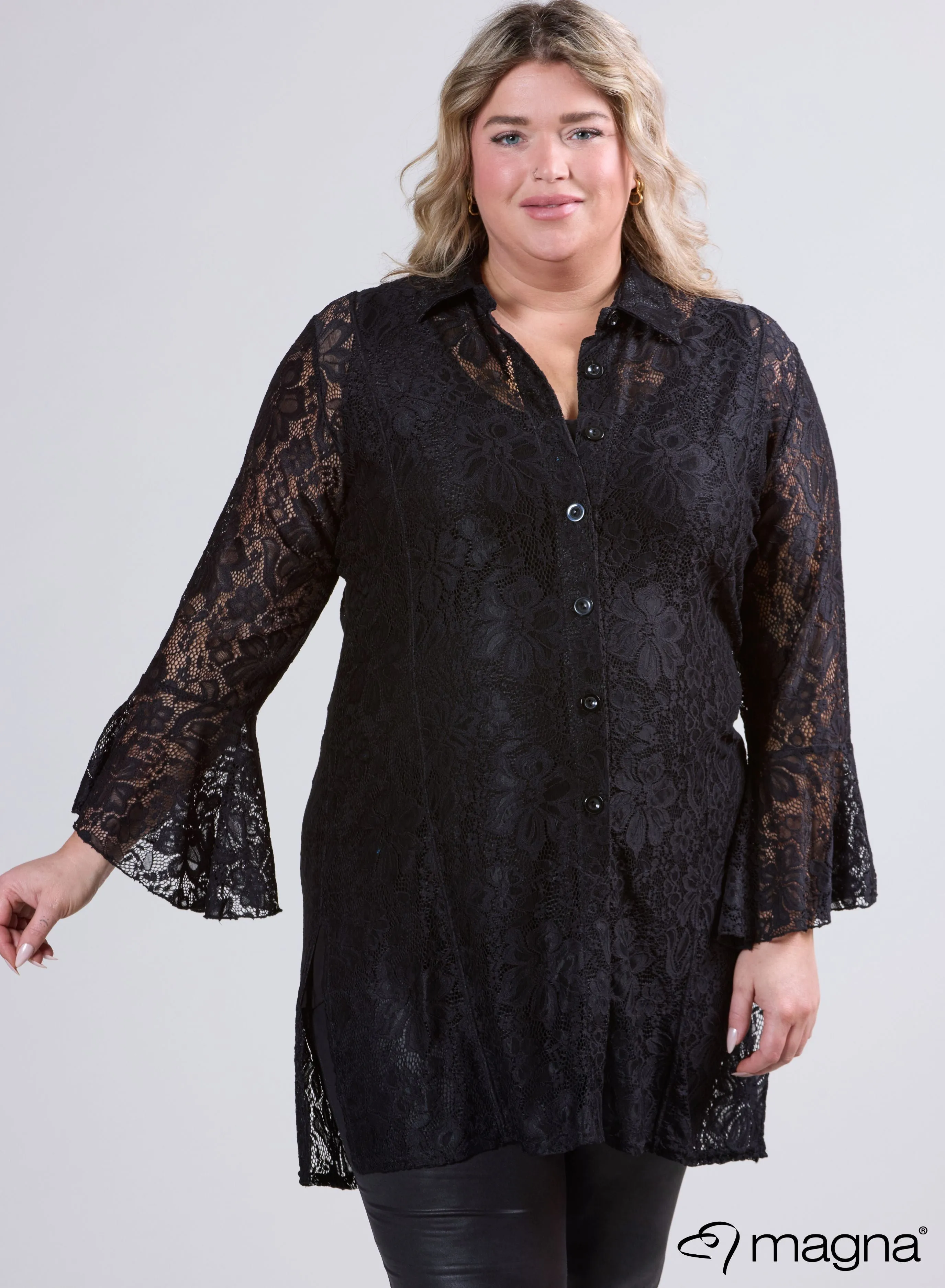 Magna Long Lace Buttoned Blouse Black