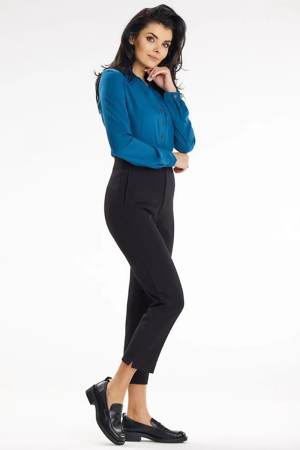 Pleated Heart Neck Fitted Blouse
