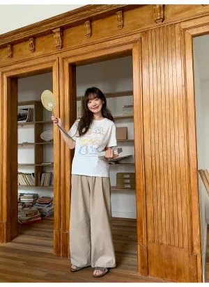 Pleated wide-leg pants