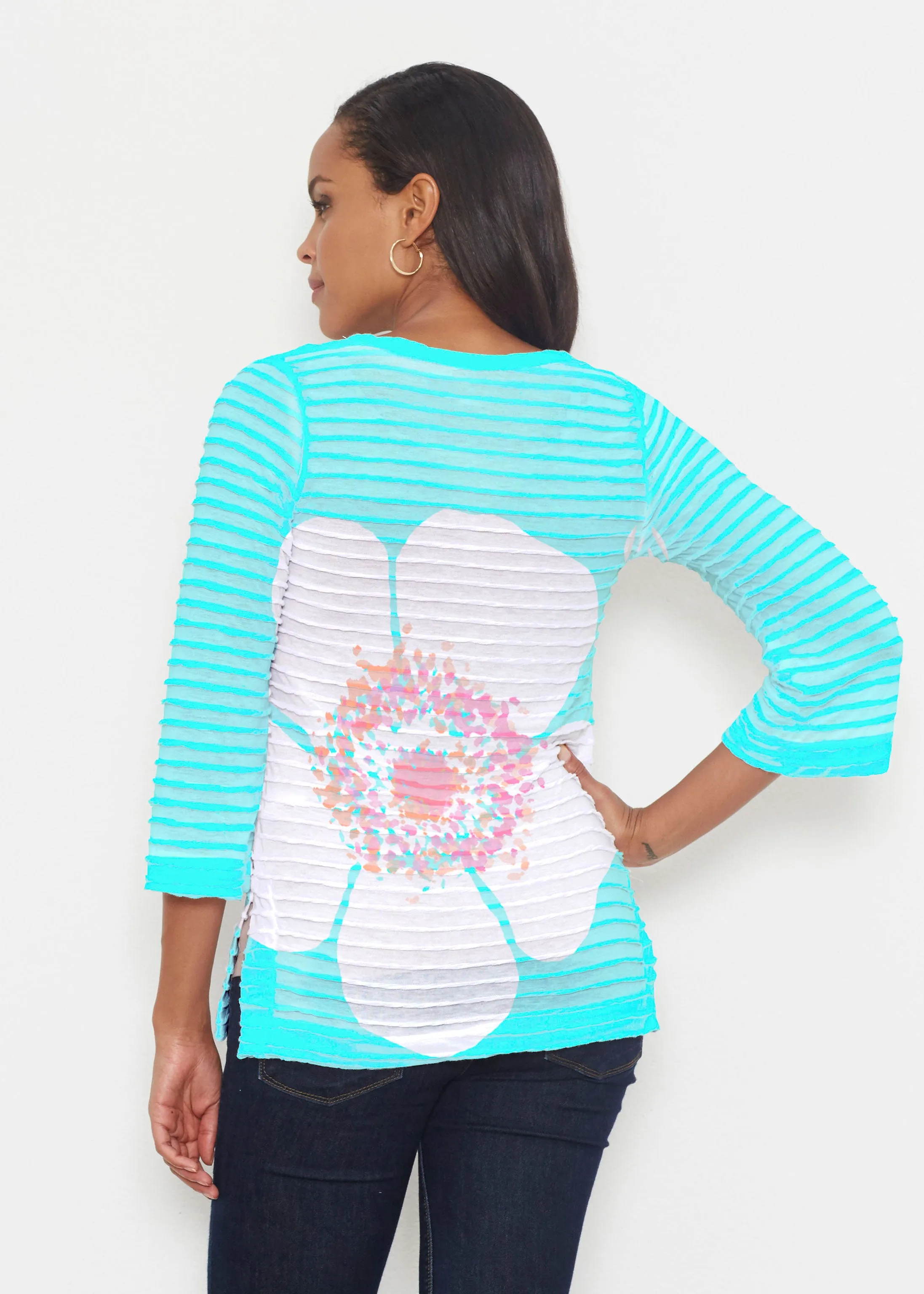 Poppy Seaglass Green (7107) ~ Banded 3/4 Bell-Sleeve V-Neck Tunic