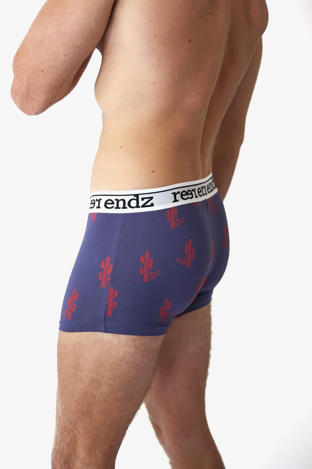 Reer Endz | Stranded Trunk