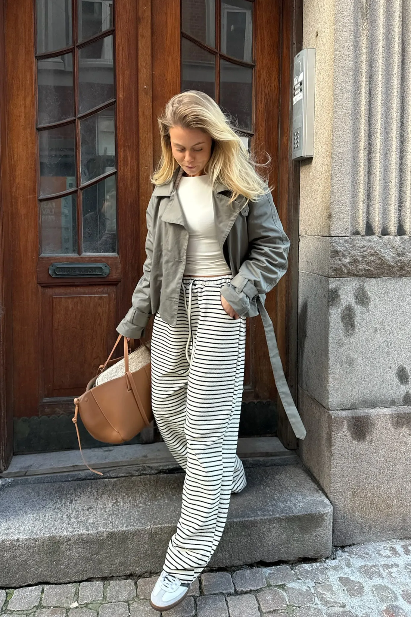 SofiaIC Bukser - Hvid Sort Stribet