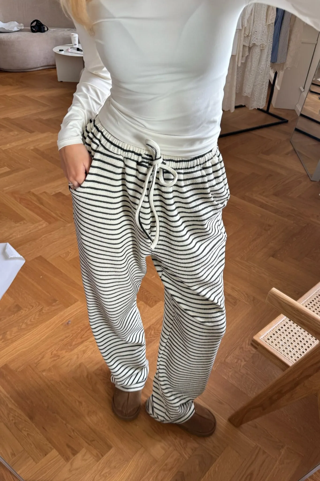 SofiaIC Bukser - Hvid Sort Stribet
