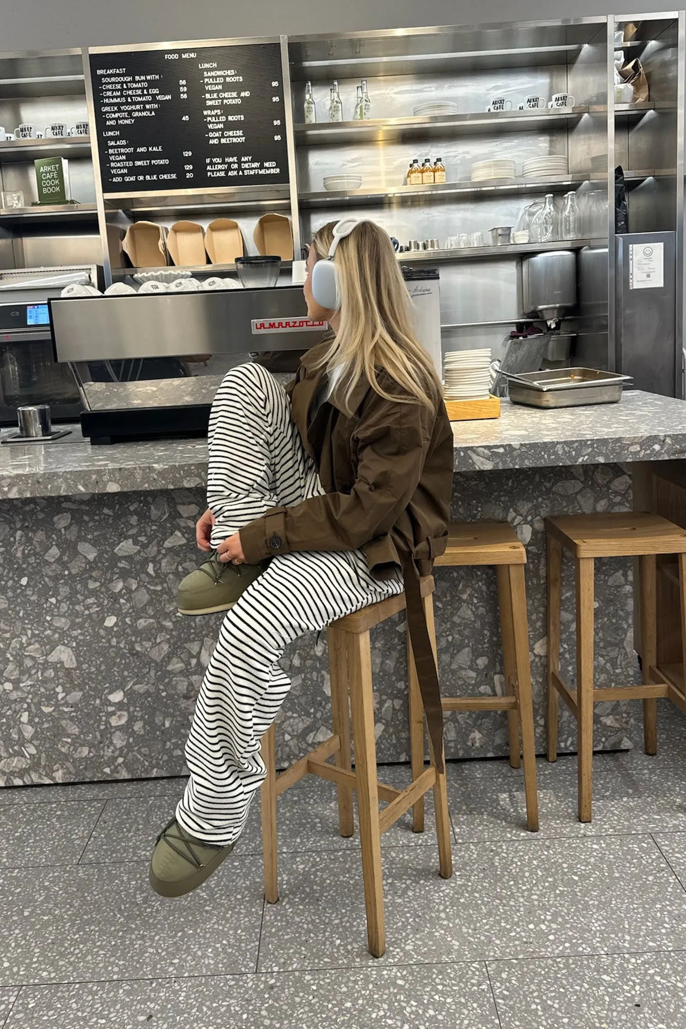 SofiaIC Bukser - Hvid Sort Stribet