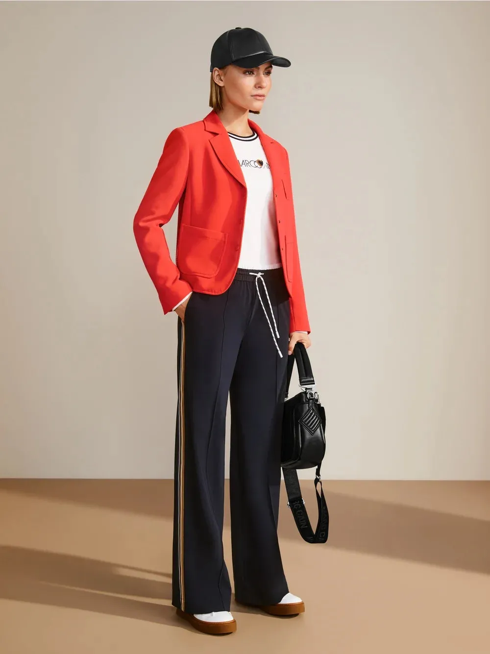Soft-flowing silhouette Trousers