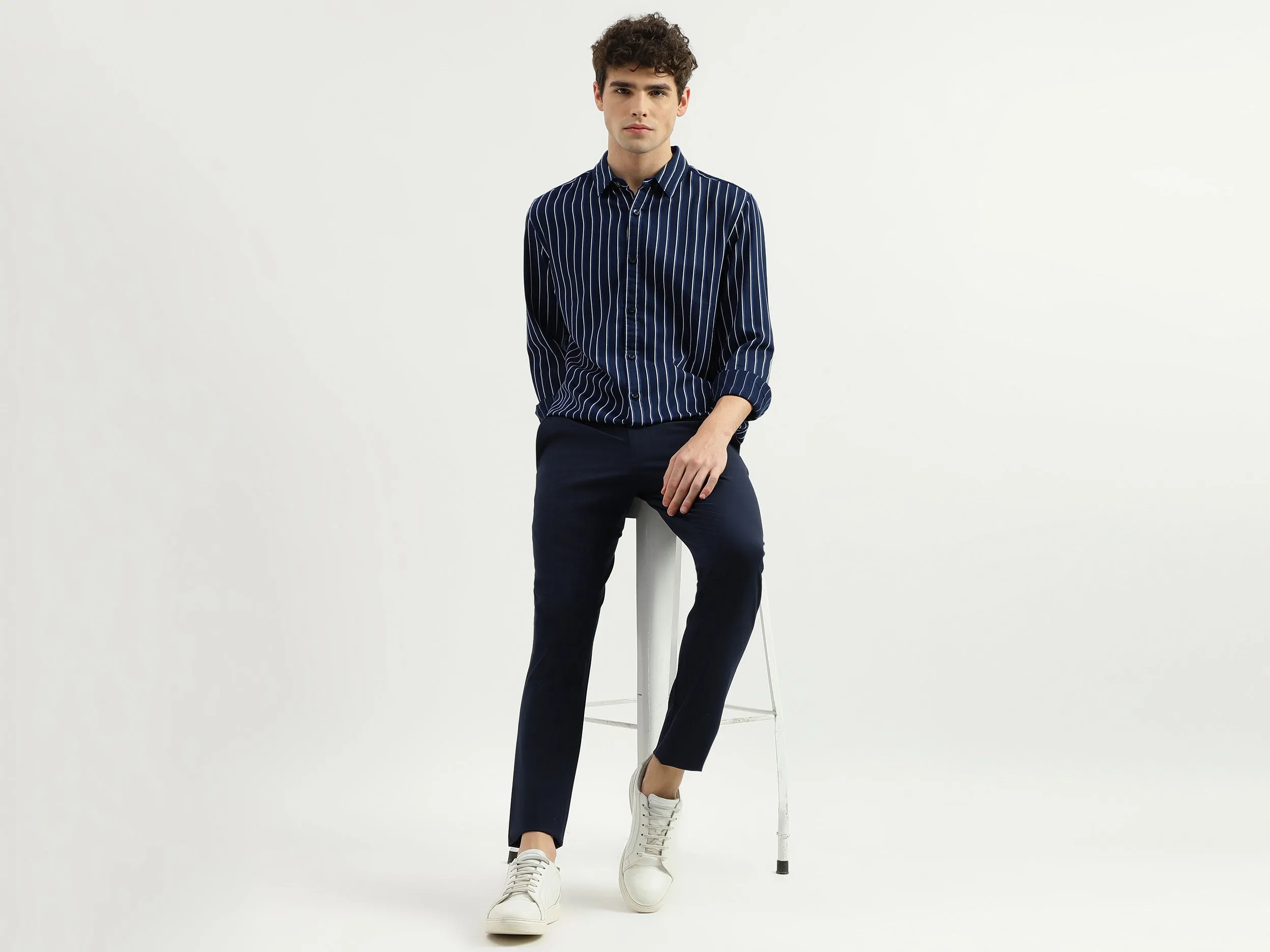 Solid Mid Rise Slim Fit Trousers