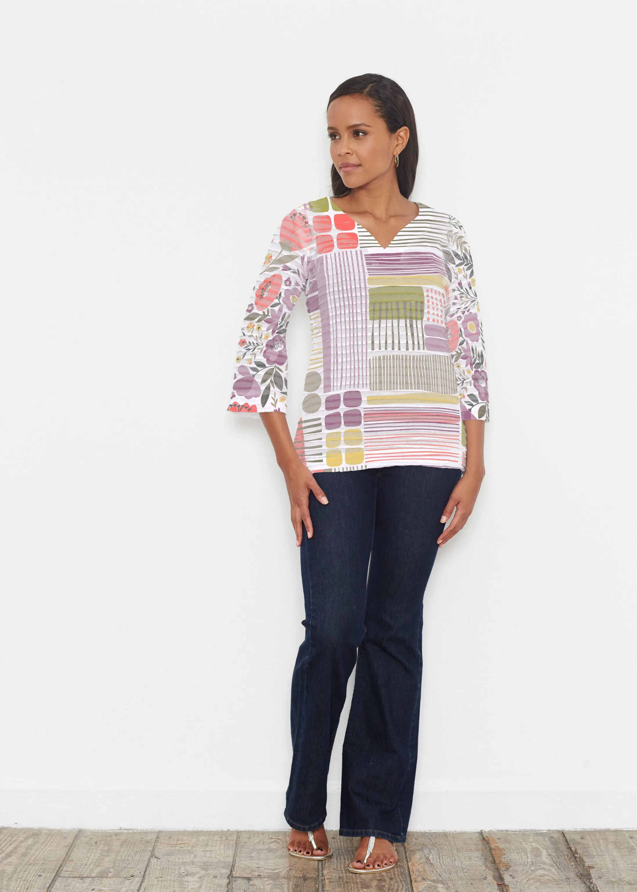 Transcendent Floral (13483) ~ Banded 3/4 Bell-Sleeve V-Neck Tunic