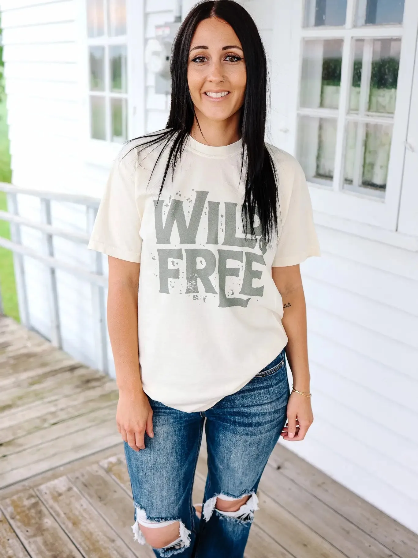 Wild & Free Graphic Tee - Ivory